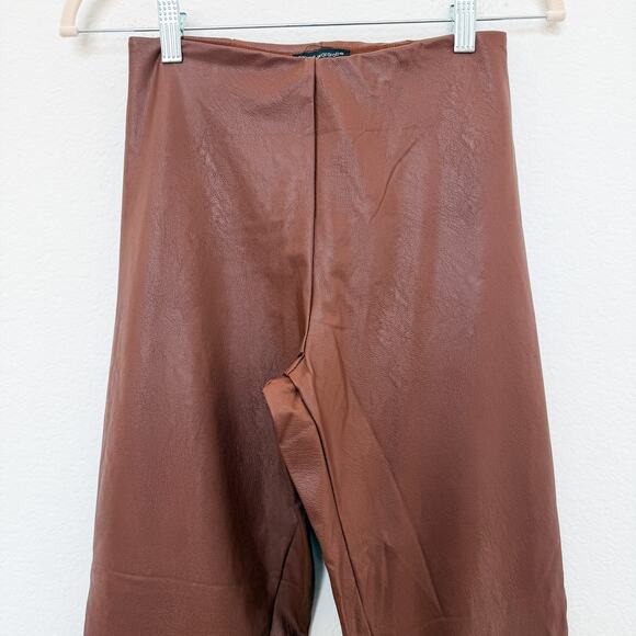 NWOT Naked Wardrobe Vegan Leather High Waist Leggings‎ Brown Size Medium - Picture 3 of 7